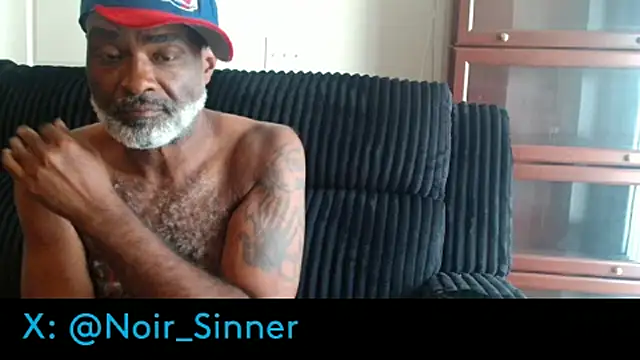 sinnernoir live cam on StripChat