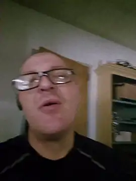 chronic_vibez live cam on StripChat