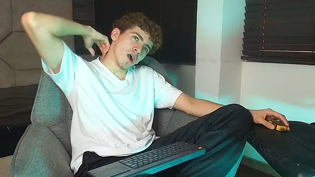 Tyler_Mcrey webcam