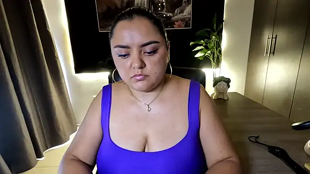AzaraOnyx live cam on StripChat