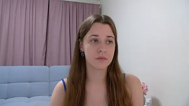 AgataAisit live cam on StripChat