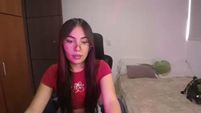 abbyyandmaxx live cam on StripChat
