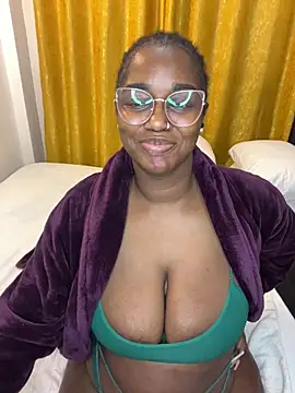 Honeylust26 live cam on StripChat