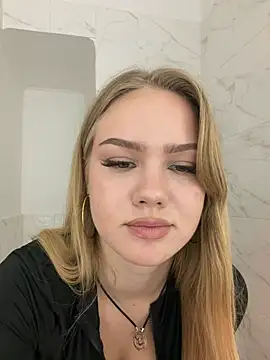 CelesteNoir live cam on StripChat