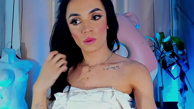 Cristal_Gem1 live cam on StripChat