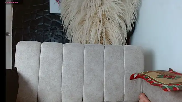 ariana1609 webcam
