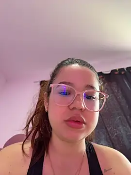 Lucyklein2022 webcam