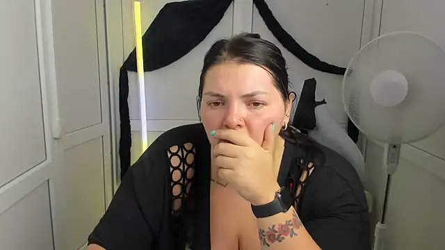 MargaretDark live cam on StripChat