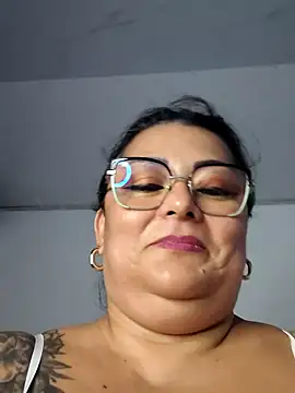 secretcleo live cam on StripChat