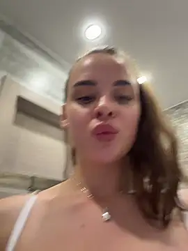 KristiRich live sex cam