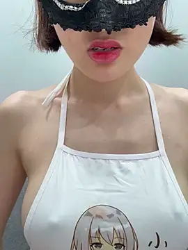 Lyly20- live cam on StripChat