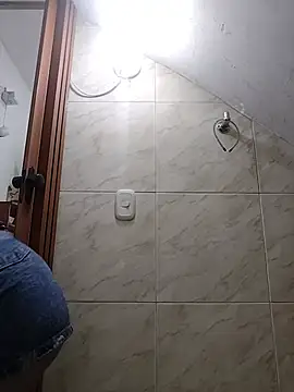 Mia_Risky-1 webcam
