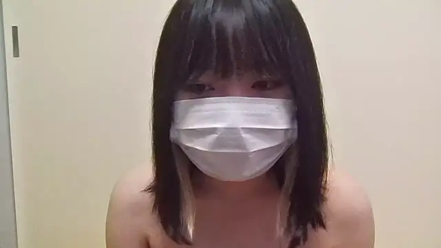 sana_04's room