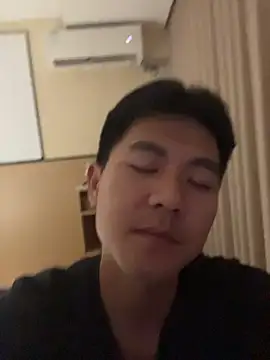 FF-520 live cam on StripChat