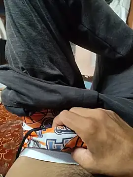 raju83737 live cam on StripChat
