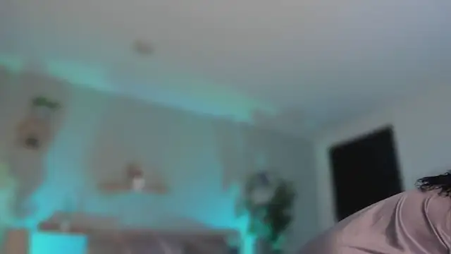 YariRose webcam