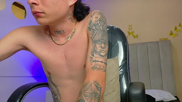 Nascary_Fox webcam
