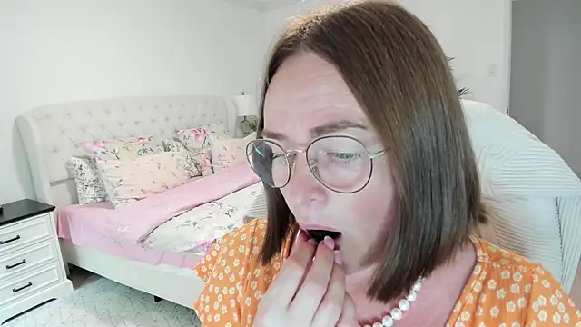 Vika73 webcam