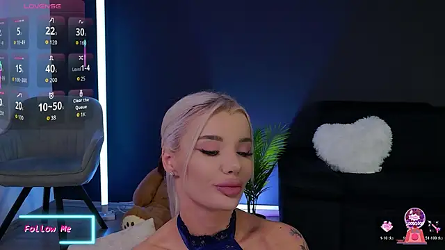 CelyneMay live webcam show