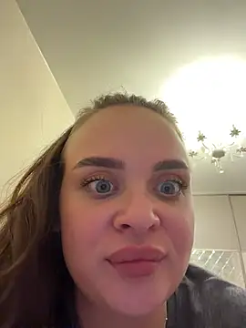 KristiRich live webcam show