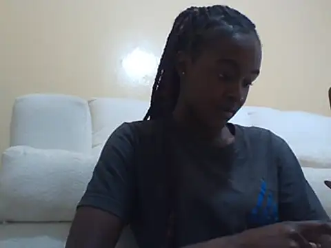 Sexxyy-Lizz live cam on StripChat