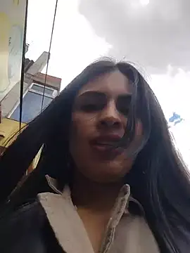 Astrid-- live webcam show