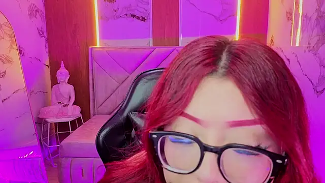 Red_Bunny_v live cam on StripChat