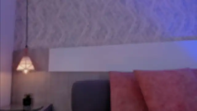 Vittoria__rossi live cam on StripChat
