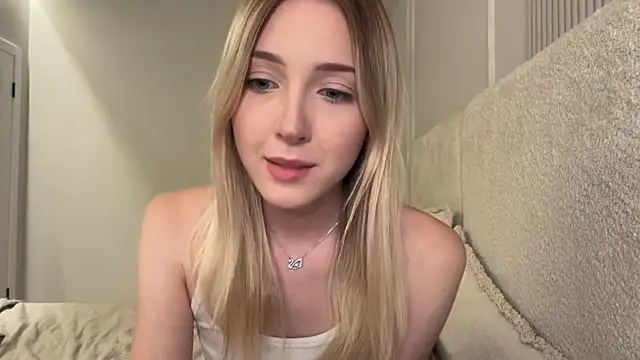 kattie_petite - Kattie_Petite's free webcam - UK Sex Cams