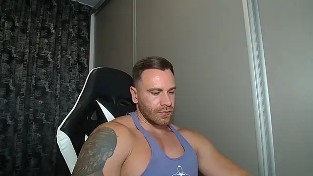 thori92 - Thori92's free webcam - UK Sex Cams