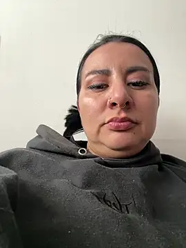 Abril_Luv webcam