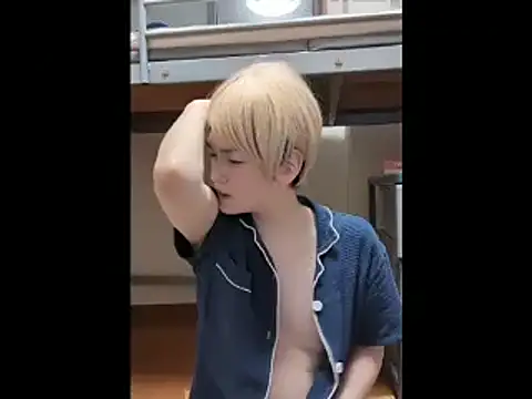 mgnhiroyuki live cam on StripChat