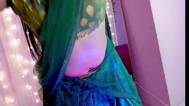 sexyhoney27 (F young) - today is my birthday make me happy