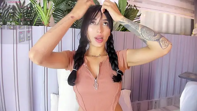 stephanymonroe live cam on StripChat