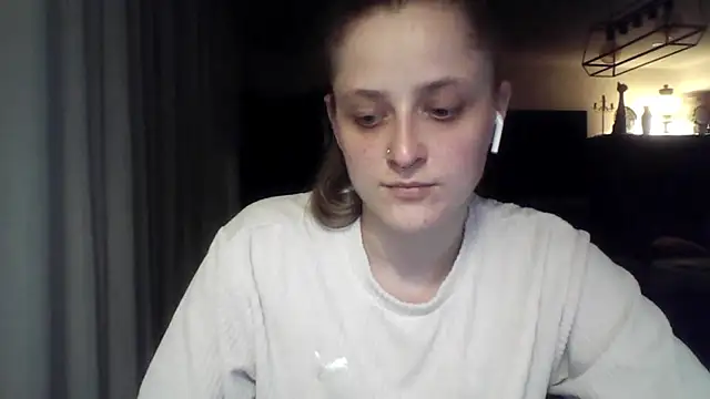 LeaWetGirl webcam