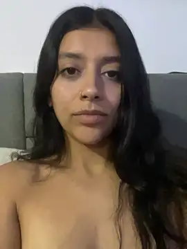 BrittanyDiaz live cam on StripChat
