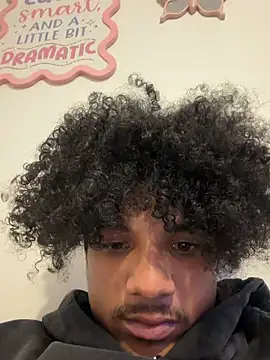 Mrlaythedickdown's live cam