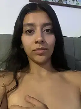 BrittanyDiaz live cam on StripChat