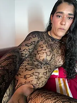 Modelo: EmmaRoux_