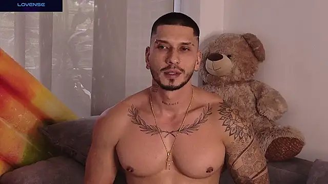 Seth_Vegaa live cam on StripChat