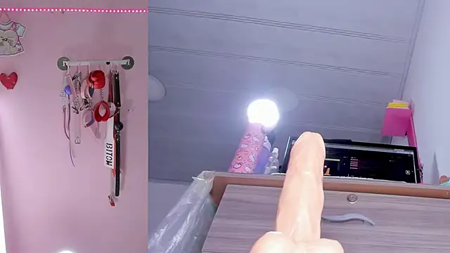 emily_foxxxii