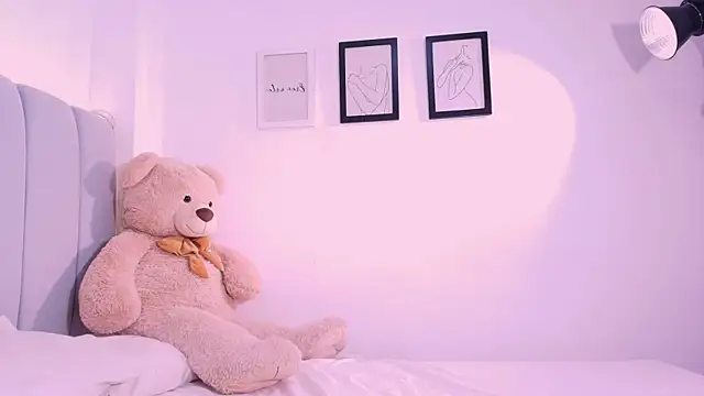 DannaHyde live webcam show