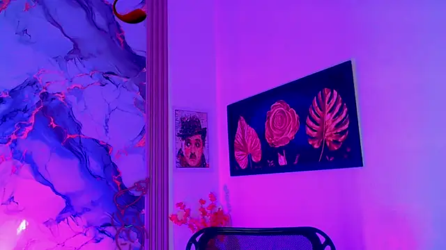 aranza_dollts - Aranza_Dollts's free webcam - UK Sex Cams