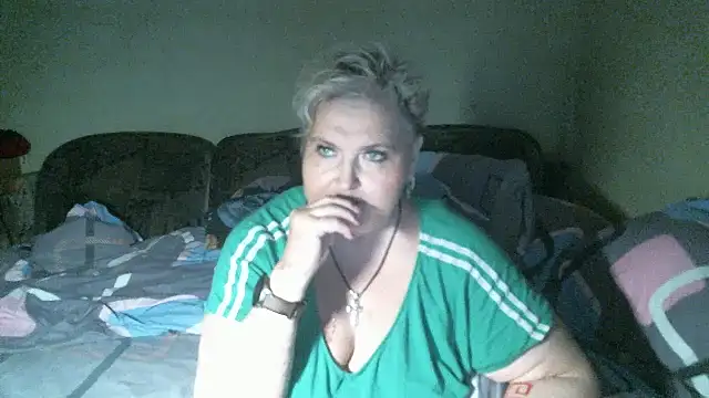 Lana555 live cam on StripChat