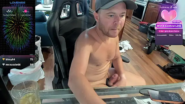 aaron_s_x live cam on StripChat