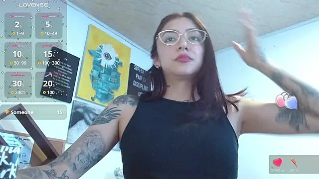 ZoeBakers_ webcam