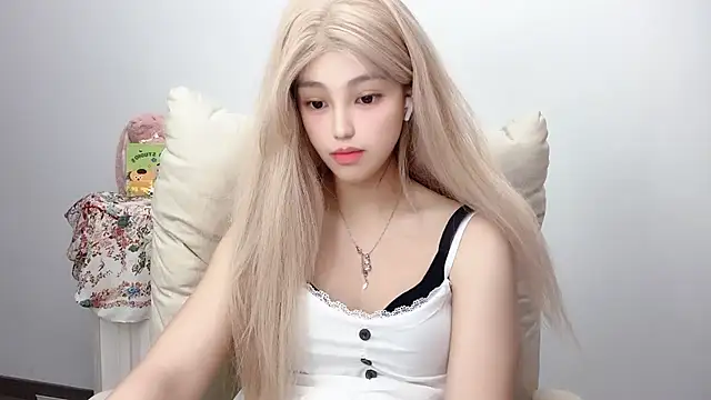 jiangjiang2005 live cam on StripChat