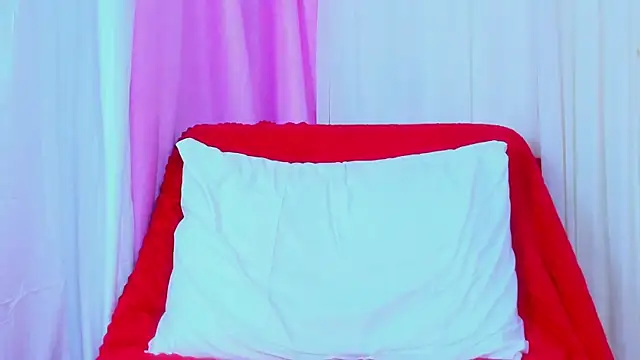 millie_brown21 - Millie_brown21's free webcam - UK Sex Cams