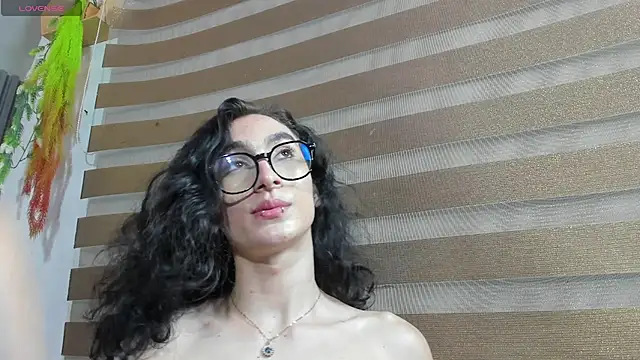 shammy_rosse - Shammy_rosse's free webcam - UK Sex Cams