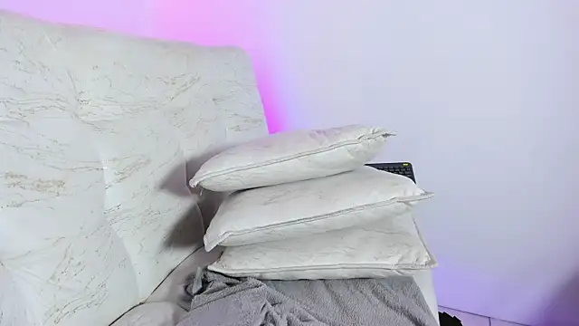 LiaCampbell_ webcam